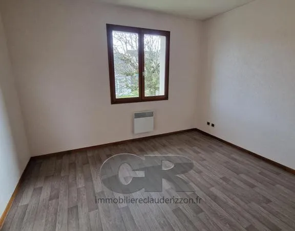 MAISON A LOUER A LUDRES
