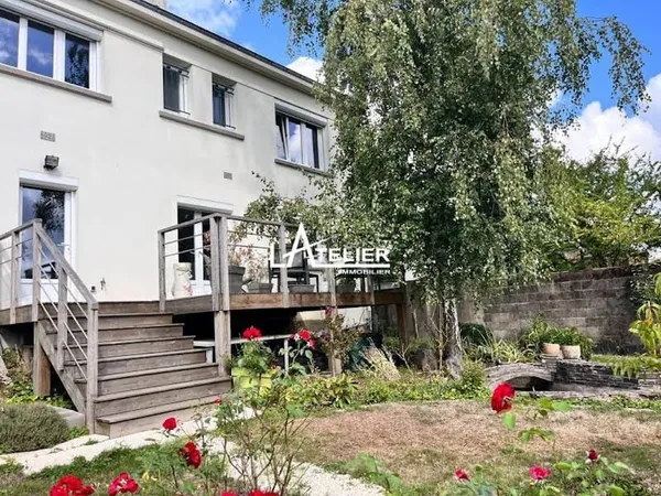 Maison 7 pièces 145 m²