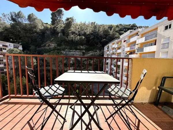 Appartement 3 pièces avec parking et cave
