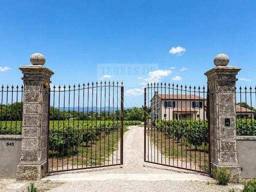 Bien agricole et foncier Vente Gonfaron   2500000€