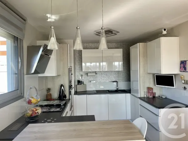 Appartement 4 pièces 100 m²