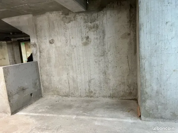 Vente place parking moto