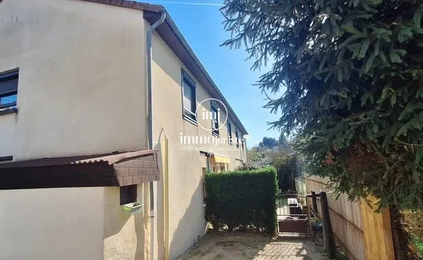 Immeuble 3 appartements loués
