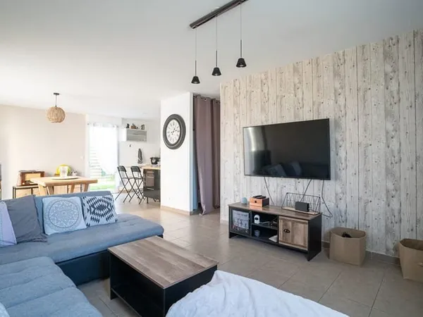 Monnaie centre bourg, Maison 4 pièces 80 m2 de plain pied