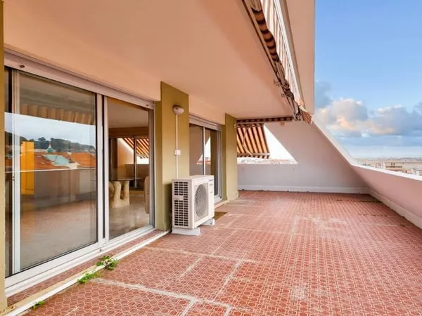Appartement Nice 4 pièces 111.14 m2