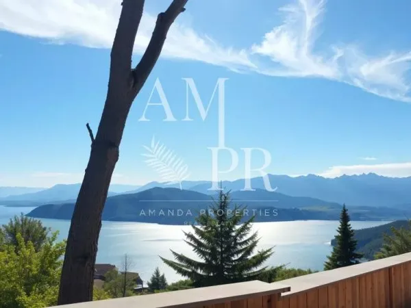 BAISSE DE PRIX- Villa à Fort Potentiel avec Vue Mer et Montagnes