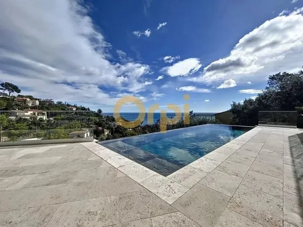 Villa contemporaine vue mer Les Issambres