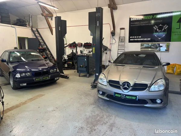 Garage automobiles