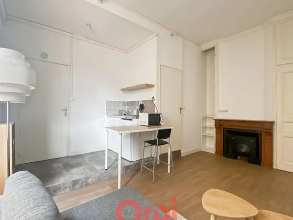 Studio 1 pièce 22 m²