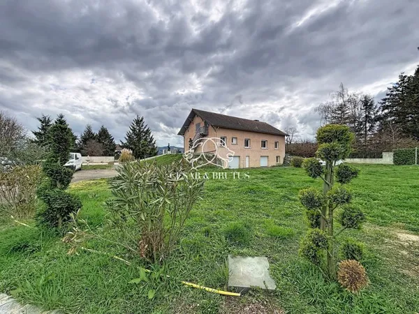 Maison -127m2 VERANDA Alu -120m2 de s/s sol-2540m2 de terrain
