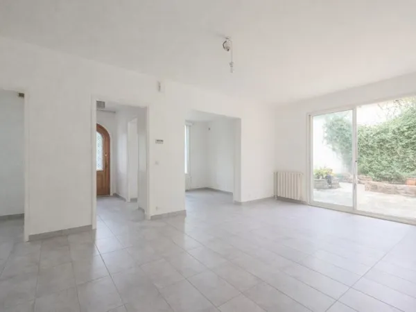 BIARRITZ Beaurivage, maison de 85 m2 avec 30 m2 de garage attena