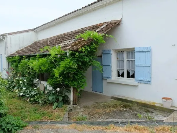 Grande maison avec gîte aucun voisin proche