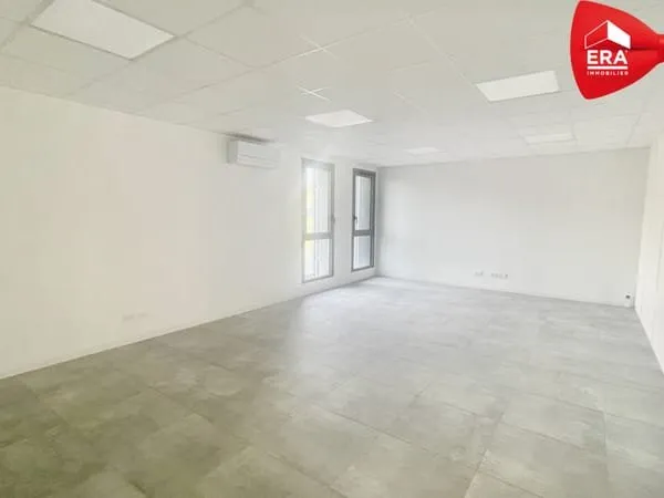Bureaux 218 m²