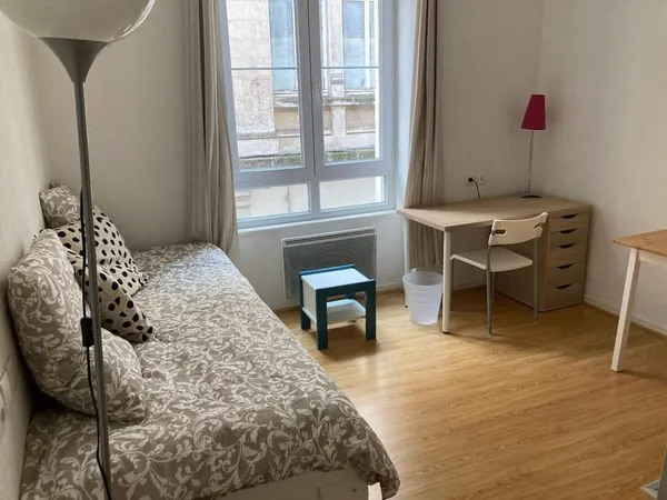 Studio 1 pièce 19 m²
