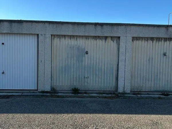 Stationnement Vente Avignon   20000€