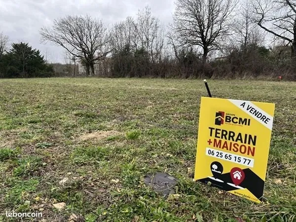Terrain 626 m² Aigre