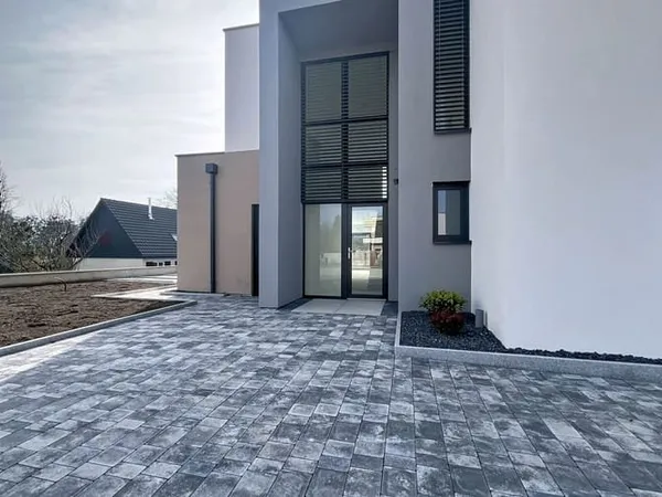 Maison 4 pièces 180 m²