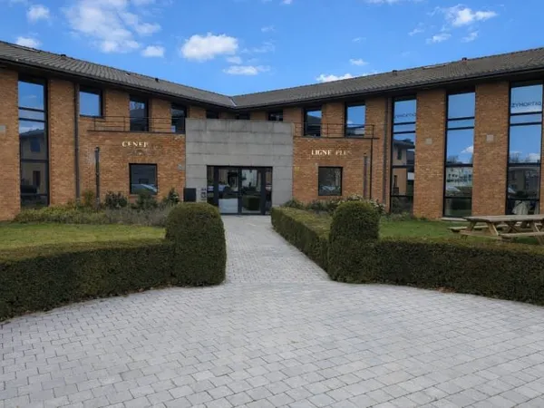 Bureaux 350 m²