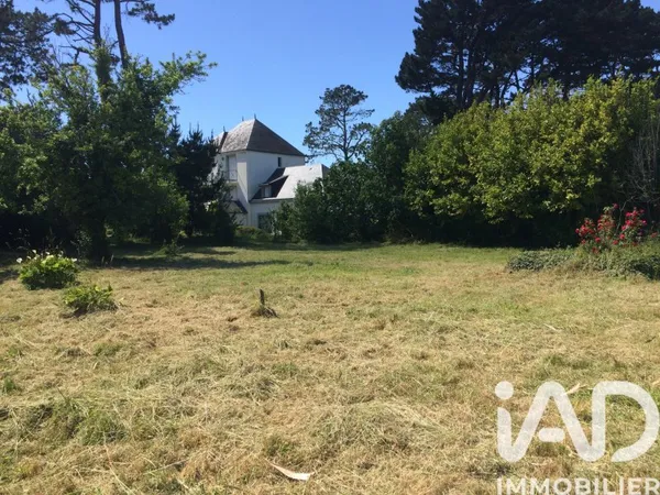 Terrain 1030 m²