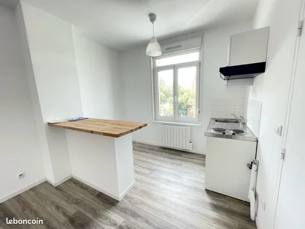 Studio 1 pièce 26 m²