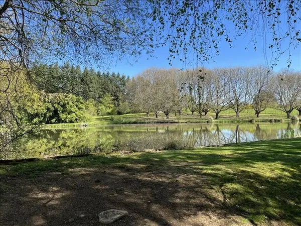 Terrain Vente Saint-Yrieix-la-Perche   139750€