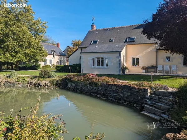 Propriété 10 pièces 248 m²