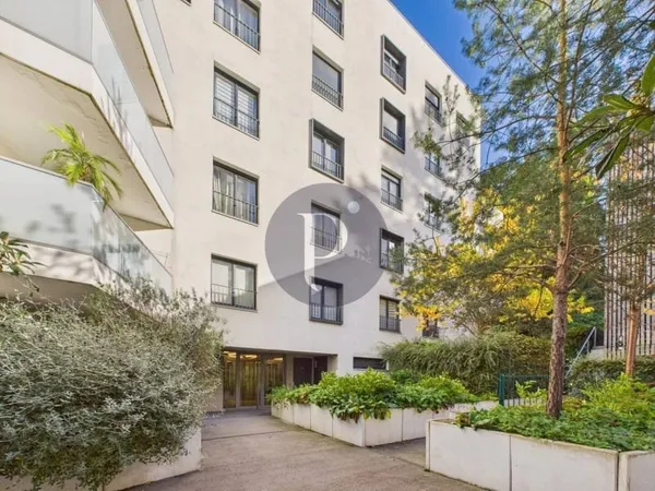 Appartement 5 pièces 93 m²