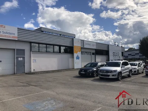 A vendre Besançon, zone des Tilleroyes local d'activité de 7