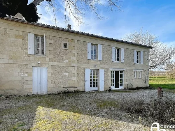 MAISON D'EXCEPTION proche RAUZAN