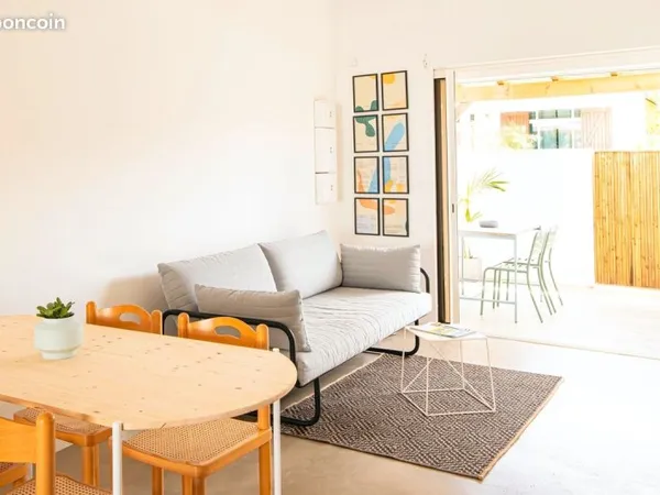T2 design 50m² — Bourg Sainte-Anne — Plage à pied — Tout compris
