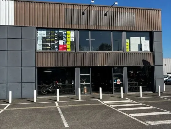 Local commercial 400 m² MONTAUBAN