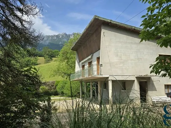 Maison à rénover BARRAUX 38530