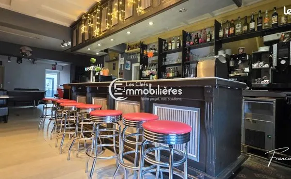 Bar, local commercial, restaurant 101 m² LOUHANS