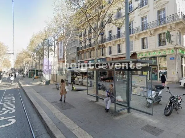 Local commercial 52 m²