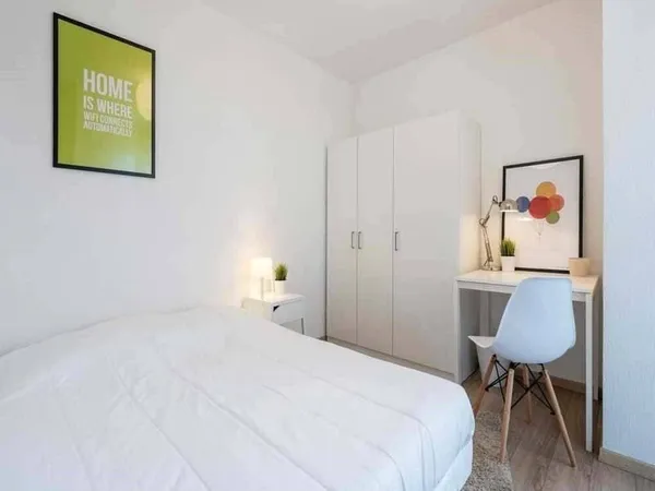 Studio 1 pièce 15 m²