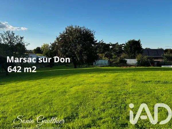 Terrain 642 m²