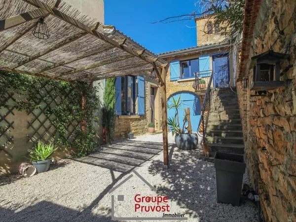 Maison de village 170m² avec cour et garage