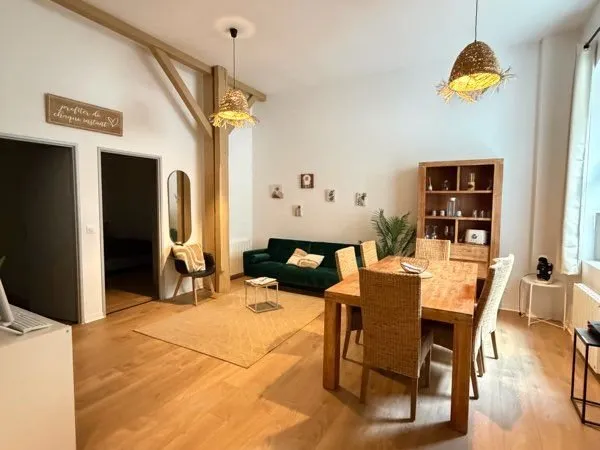 Loft atypique + terrasse