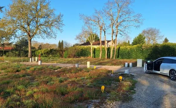 Terrain à bâtir de 480 m² à SAINT-MEDARD-EN-JALLES (33)
