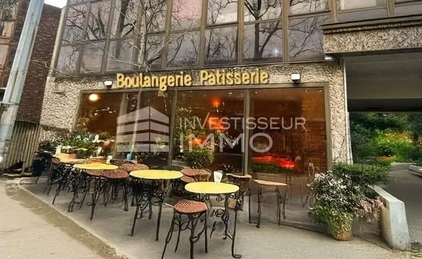 Local commercial 119 m²