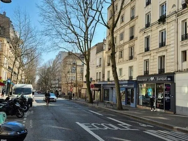 Local commercial 1 pièce 30 m²