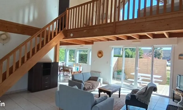 Location maison meublée en bois