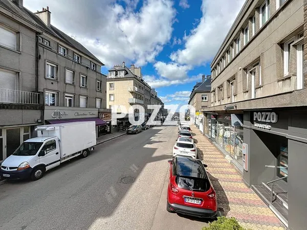 Exclusivité -Centre-ville de VIRE- appartement F2 loué