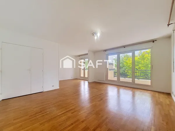 T5 - 106m2 - 3 chambres - Séjour double - Balcon terrasse
