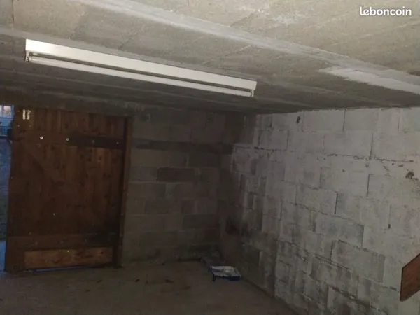 Garage à louer