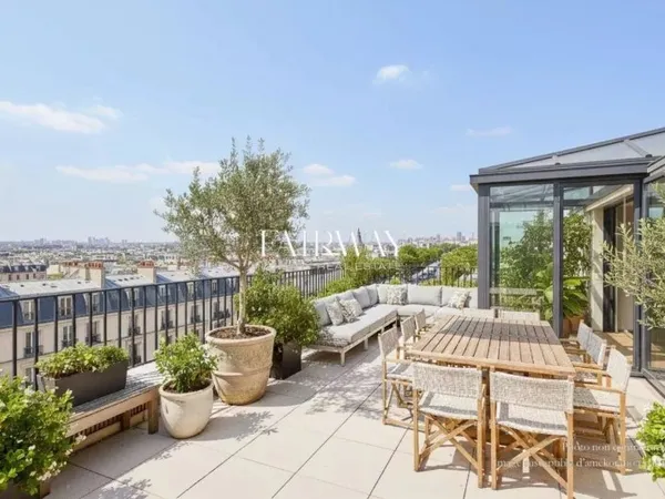 Penthouse de prestige de 226 m² avec 3 chambres et terrasses dan