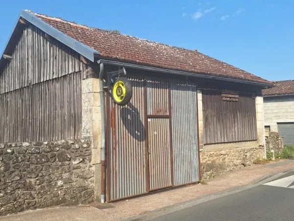 Local d’activité et entrepôt Vente Piégut-Pluviers  48m² 25000€