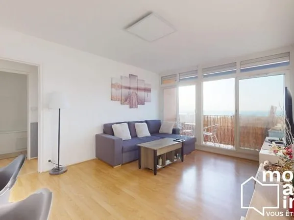 T2 rénové avec superbe vue