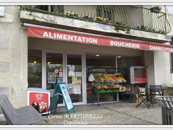 Local commercial 1 pièce 150 m²