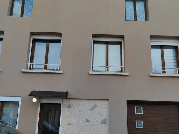 Maison pièces 140 m ²